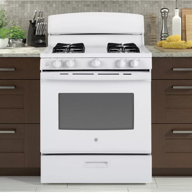 JGBS30DEKWW GE 4.8 cu. ft. Gas Range in White